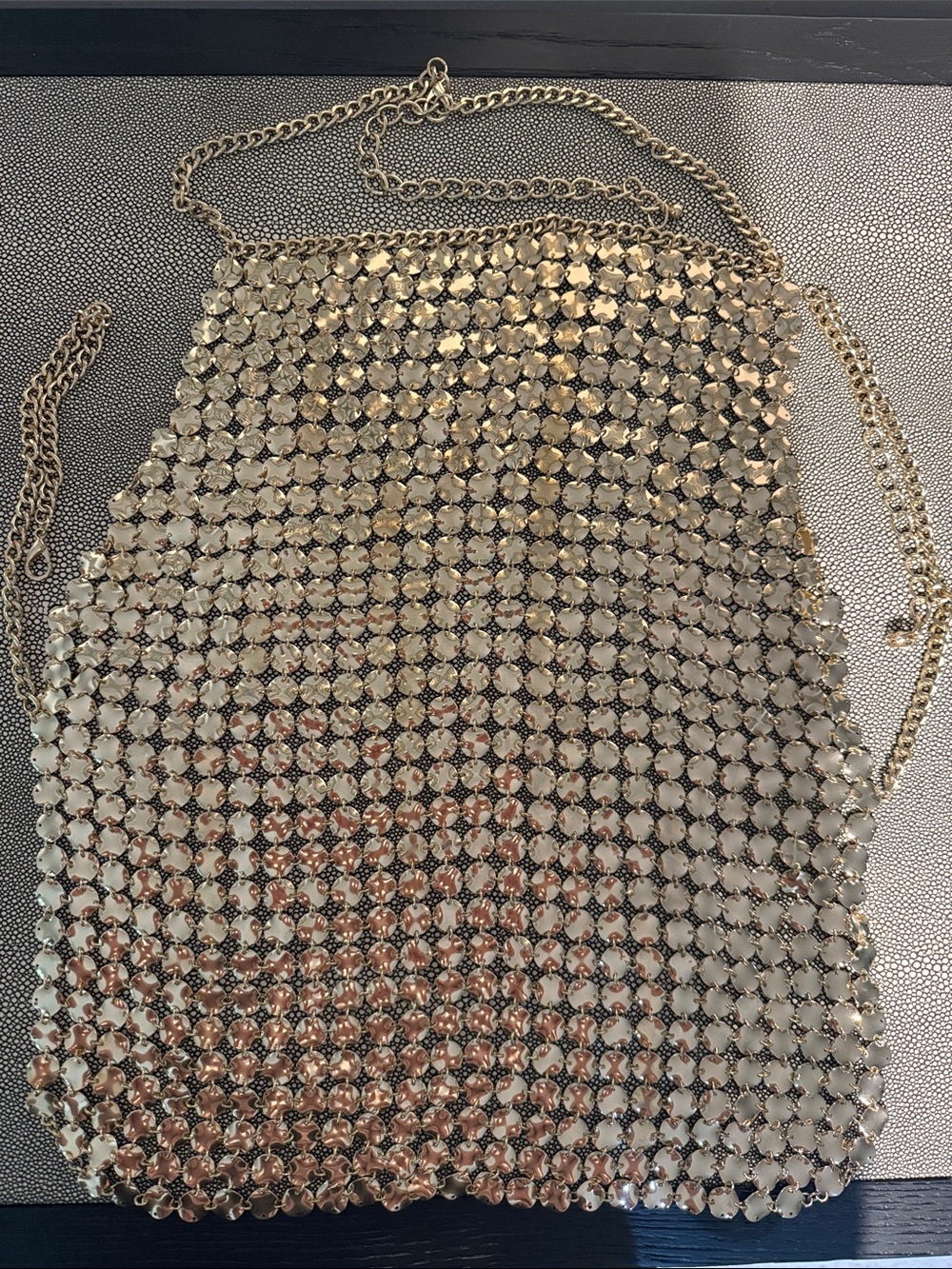 NWT bebe Gold Metal Disc Chainmail Top One Size Rare Holiday 2015 - Picture 2 of 5